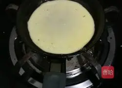 Illustration of how to make egg pancakes 2