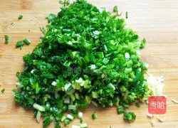 Illustration of how to make potato and pork pie for lazy people 7