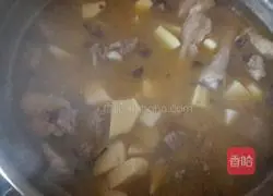 Illustration of how to make potato stewed chicken 4