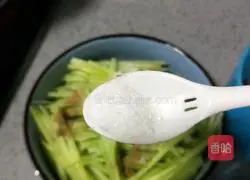 Illustration of how to make delicious cucumber 14