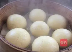 Illustration of one-time fermented cornmeal steamed buns 11