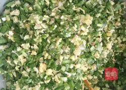 Illustration of how to make steamed buns 1