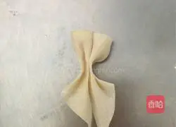 Illustration of how to make Xiaoyuer Wonton Purple Sweet Potato Noodles 9