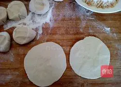 Illustration of how to make sugar buns with peanut filling 6