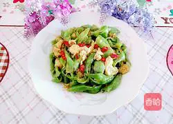 Illustration of how to make scrambled eggs with pepper 11