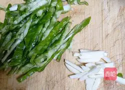 Illustration of making hand cake 2