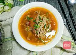 Enoki Mushroom Tomato Sliced Soup Recipe Illustration 13