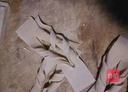 Illustration of how to make hemp leaves 5