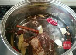 Illustration of how to make braised beef 8