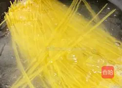 Black pepper beef pasta Practice illustration 2