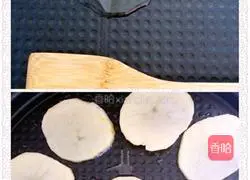 Illustration of how to make salt and pepper potato chips 3