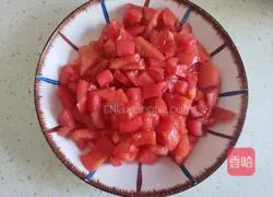 Illustration of how to make tomato meat sauce pasta 5