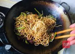 Illustration of Braised Pork Noodles 15