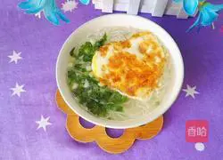 Illustration of how to make egg and green onion noodles 11
