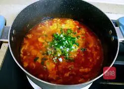 Illustration of how to make braised noodles with small tomatoes and eggs (baby food supplement) 11