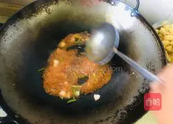 Pineapple Sweet and Sour Pork Recipe Illustration 4