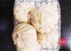 Illustration of how to make carrot, shrimp, meat and vermicelli buns 11