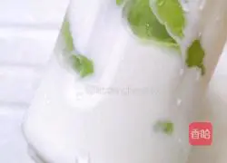 Illustration of how to make sour milk butter 3