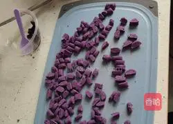 Illustration of how to make yogurt taro balls 4