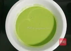 Illustration of how to make celery and sesame egg pancakes 6