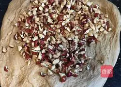 Illustration of how to make brown sugar blossom steamed buns 10