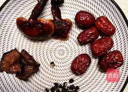 Illustration of how to make Ganoderma lucidum soup to enhance immunity 2