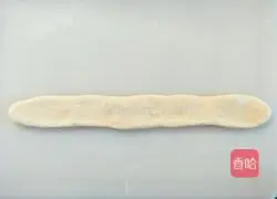 Illustration of how to make a hanging flower roll 3