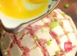 Illustration of how to make Middle Eastern style grilled steamed buns 8