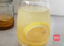 Honey Illustration of how to make lemonade 6