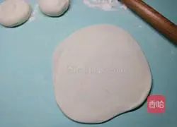 Illustration of how to make salt and pepper pancakes 19