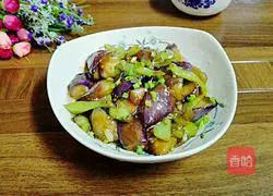 Illustration of home-cooked braised eggplant 9