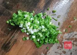 Illustration of how to make leek egg pancake 2