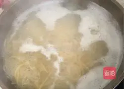 Illustration of how to make tomato pasta 1