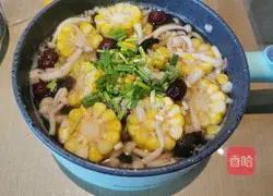 Illustration of how to make ginger, date and corn mushroom soup 9