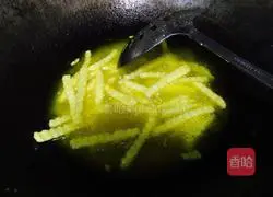 Illustration of how to make delicious homemade French fries 8