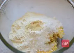 Illustration of how to make corn flour and bean dregs cake 1