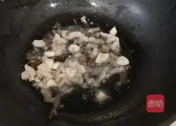 Illustration of how to make lentil braised noodles 13