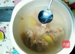 Illustration of how to make red mushroom stewed chicken 10