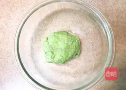 Illustration of how to make mulberry leaf hand-rolled noodles 8