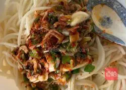 Illustration of how to make summer shrimp cold noodles 14