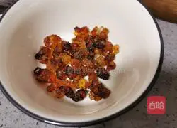 Peach gum nourishing soup recipe 1