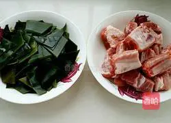 Illustration of how to make kelp and wolfberry pork ribs soup 1