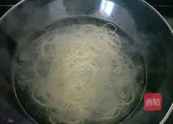 Illustration of how to make noodles 2