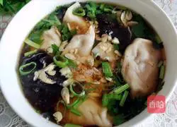 Illustration of how to make sour soup dumplings 11