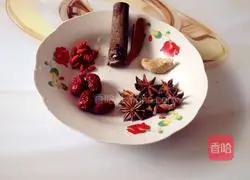 Soybean, Peanut and Pig's Knuckle Soup Recipe Illustration 3