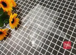 Illustration of how to make spinach bird's nest rolls 8