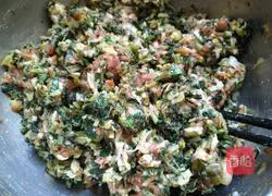  Illustration of how to make dumplings stuffed with dried radish leaves and pork stuffing 11