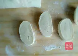 Illustration of how to make flower steamed buns 5