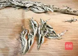 Illustration of how to make ginger moxa leaf soup (removing cold and regulating qi) 3