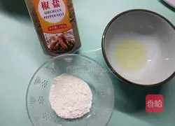 Illustration of how to make salt and pepper pancakes 1